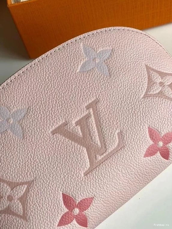First bag ru VUITTON POUCH COSMETIC LOUIS 0722